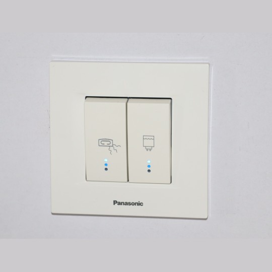 Prekidač beli 1M INDIKATORSKI za GREJALICU sa indikatorom 16A WT8(WVTT10021WH)02 EU2 Thea Modular Panasonic