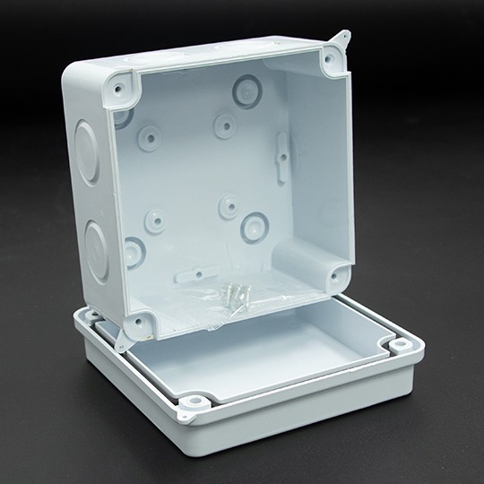 Razvodna kutija (7 uvodnica) IP65 ME-KII100x100x70mm