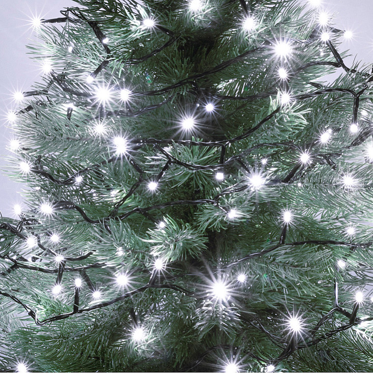 Lampice za jelku sa 50 hladno belih LED dioda KII50/WH