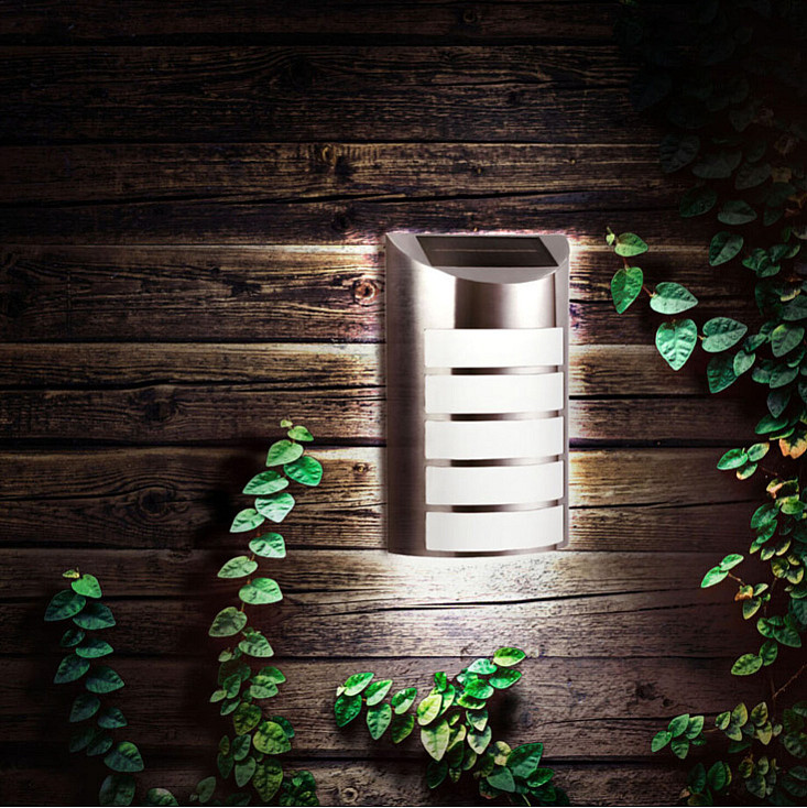 Nazidna solarna lampa ML-WS106