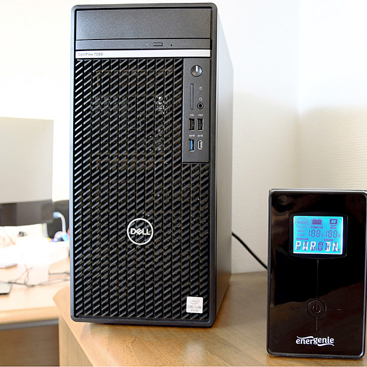 UPS uređaj sa stabilizatorom 390W EG-UPS-031