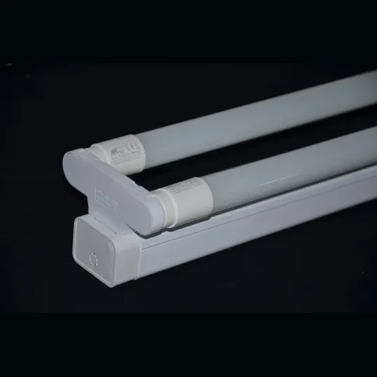 LED armatura bela 2x9W 220~240V 6500K L626 x W102 x H72mm 2x800lm M203836