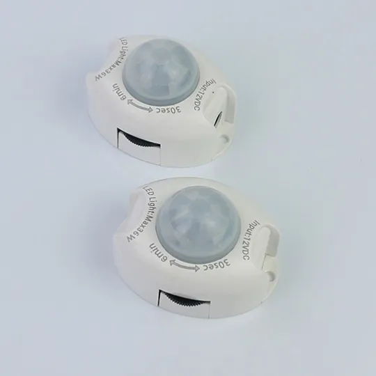 Set za krevet sa adapterom i 2 IR senzora blister 2.4W/1m 12V 3000K IP65 2x1.2m kotur 30 LED/1m MLX-2835-30-2