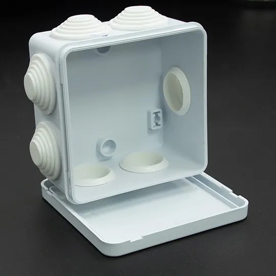 Razvodna kutija sa gumenom zaptivkom (7 uvodnica) IP55 ME-K85x85x50mm