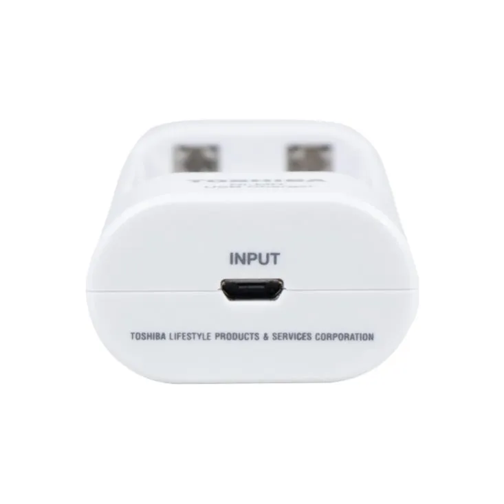Toshiba USB punjač za Ni-MH akumu. AA, AAA + 4 punjiva akum. AA 2000mAh TNHC-6GME4