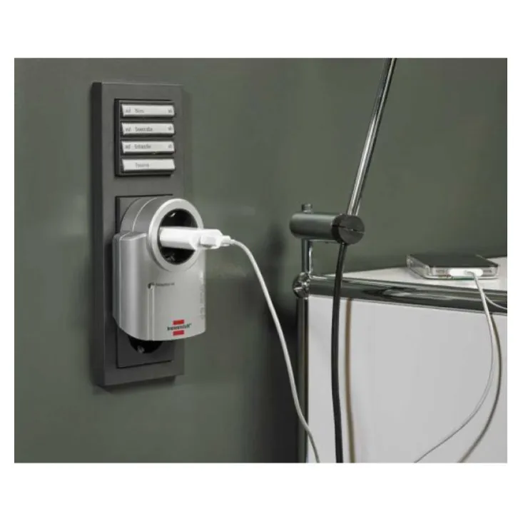 Utičnica sa prenaponskom zaštitom 1506950b