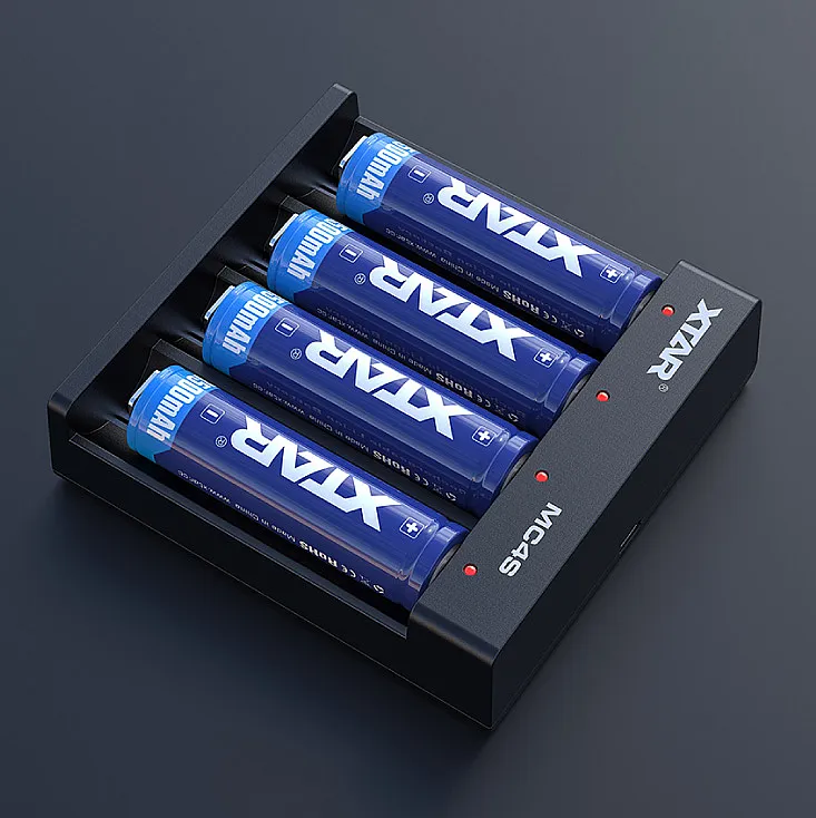 Univerzalni USB punjač akumulatora do 4 kom. XTAR-MC4S