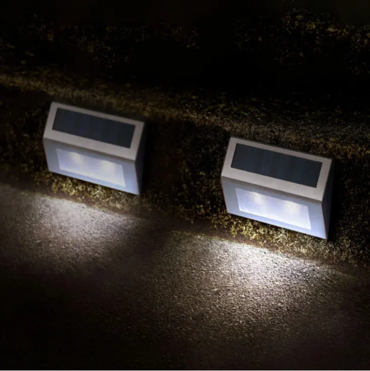 Nazidna solarna lampa - 2 kom. ML-WS108