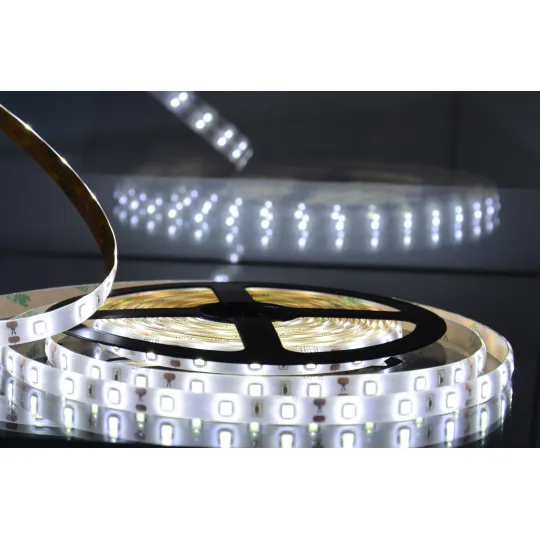 SMD LED traka 4.5W/1m 12V 6500K IP65 5m kotur 60 LED/1m MLD-2835-60-ML