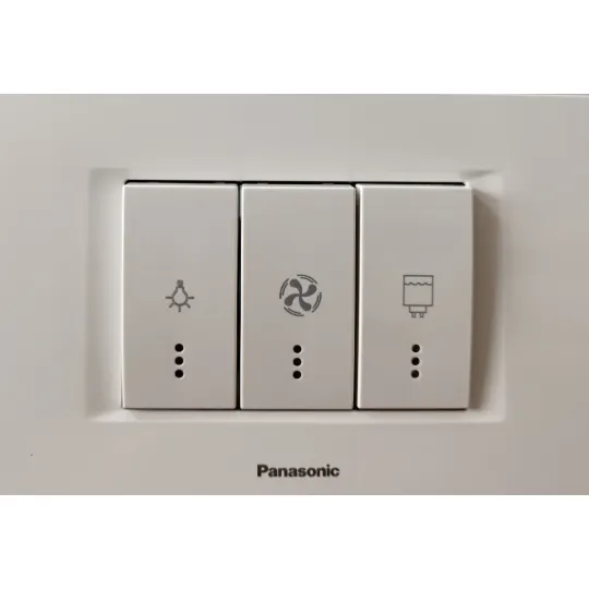 Kupatilski indikator beli model 2 horizontalni sa indik. WT9(WVTT30026WH)-EU2 Thea Modular 3M Panasonic